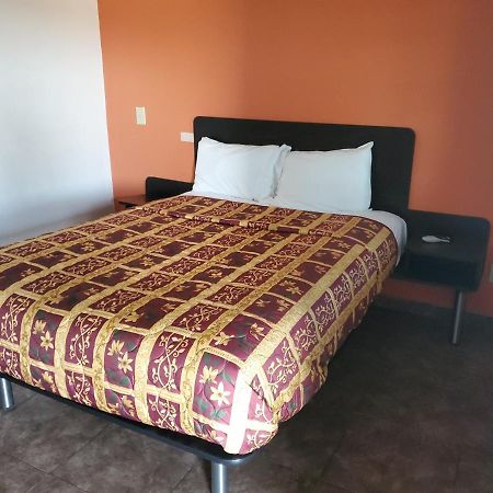 High Desert Inn Hesperia Esterno foto