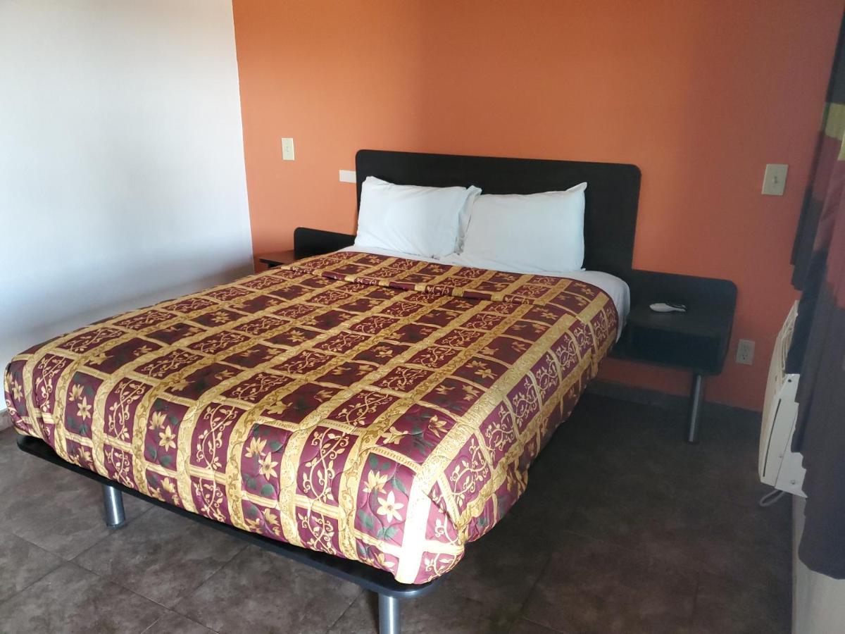 High Desert Inn Hesperia Esterno foto